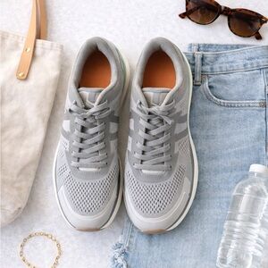 NEW Vionic Limitless Sneakers with Arch Support Gray Unisex Women's Size 9.5